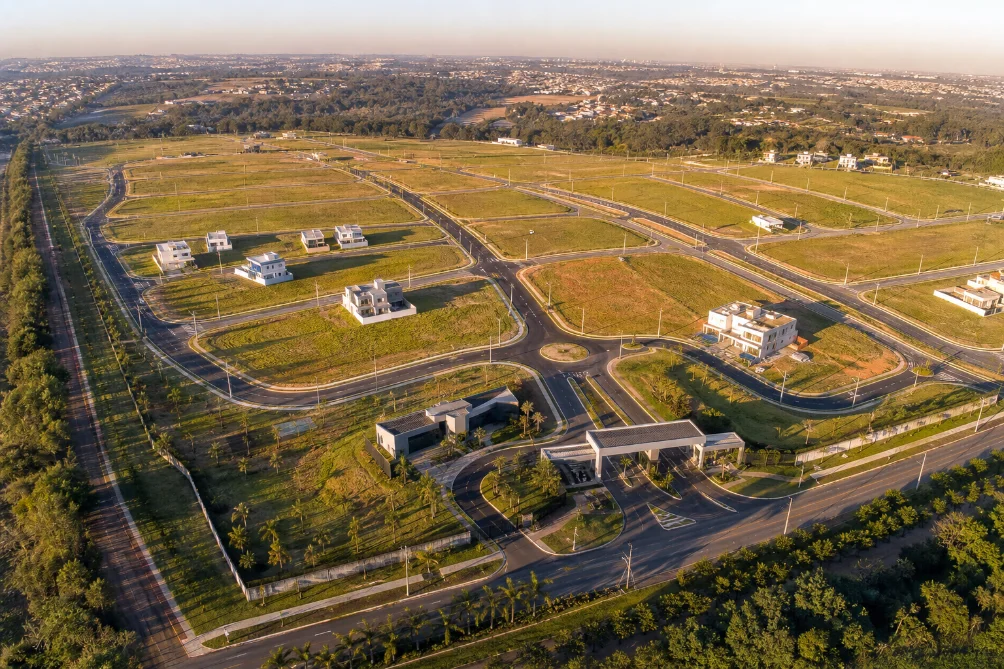Foto: empreendimento imobiliário ou centro logístico